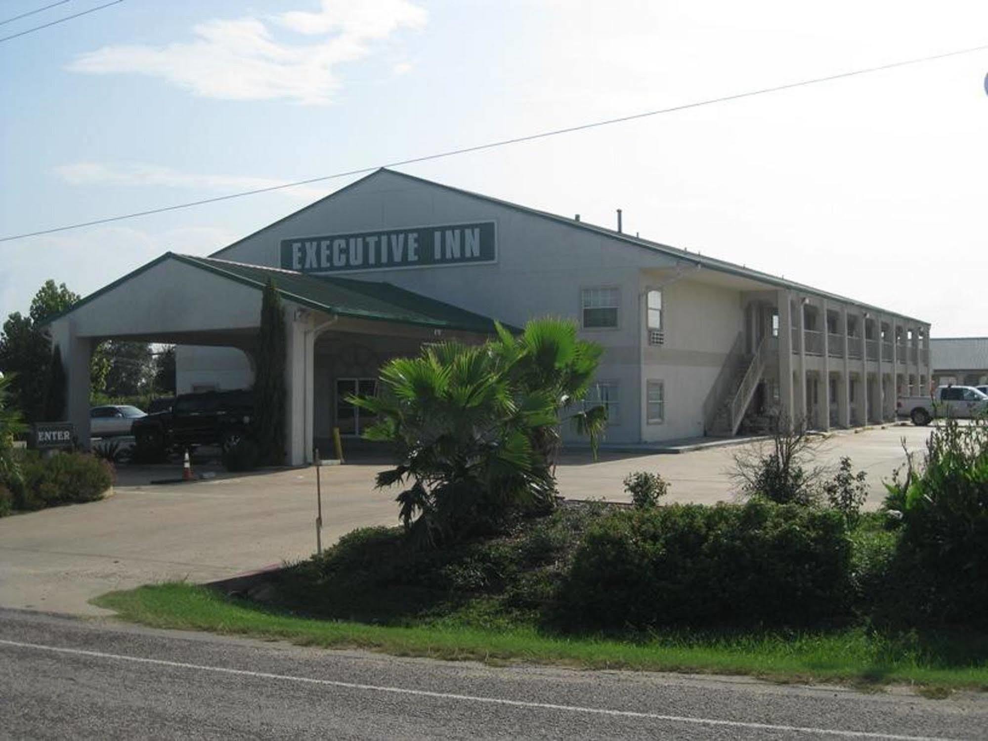 Executive Inn Schulenburg Exterior foto